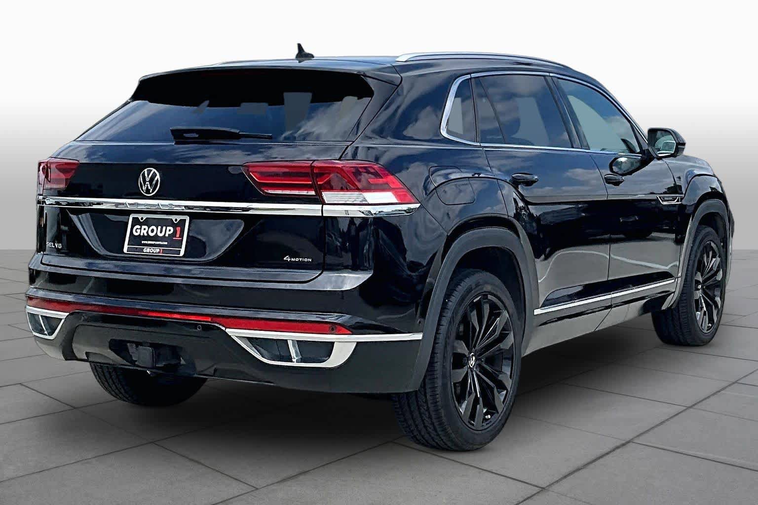 Used 2023 Volkswagen Atlas Cross Sport SEL Premium R-Line AWD/4WD image 20