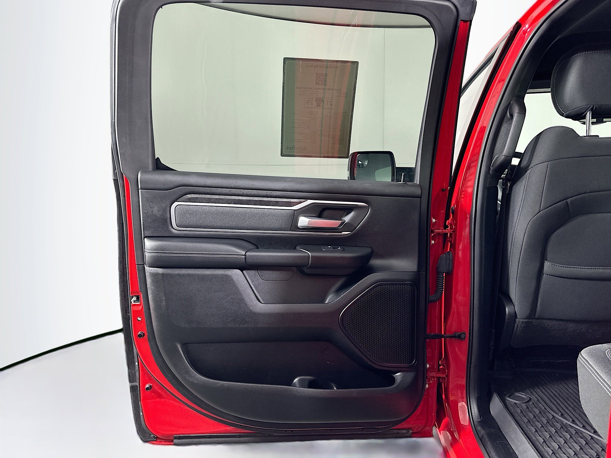 Used 2020 RAM 1500 Big Horn AWD/4WD image 25