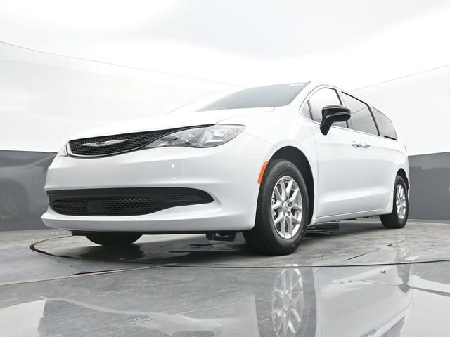 New 2025 Chrysler Voyager LX FWD image 54
