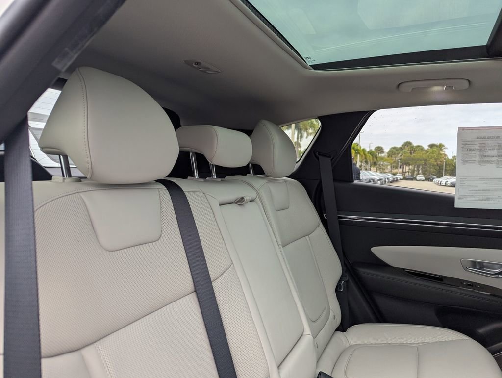 Used 2023 Hyundai Tucson Limited image 14