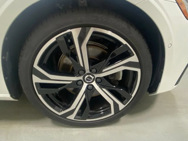 Used 2023 Volvo S60 B5 Ultimate w/ Climate Package AWD/4WD image 5