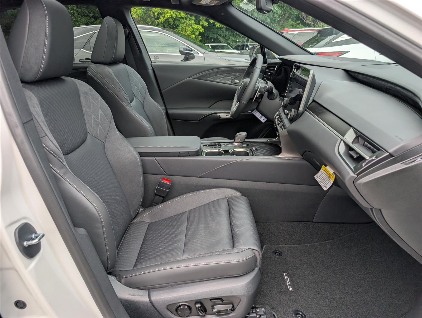 New 2026 Lexus RX 350 AWD w/ Convenience Package image 7