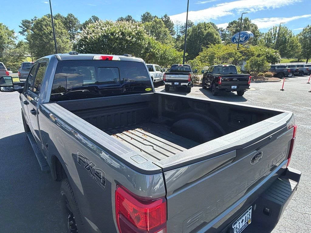 Used 2022 Ford F250 XLT w/ Black Appearance Package AWD/4WD image 23