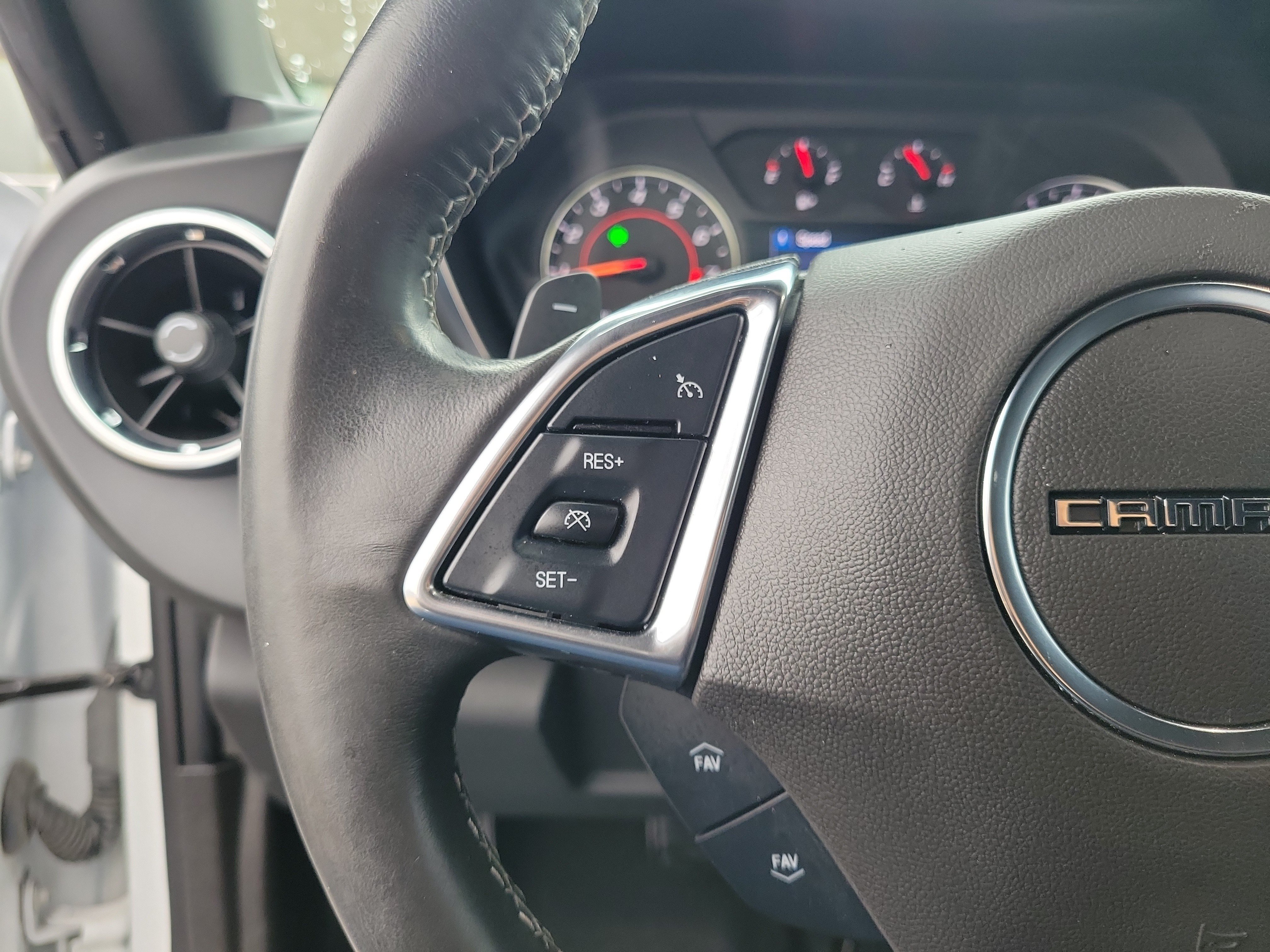 Used 2023 Chevrolet Camaro LT RWD image 18