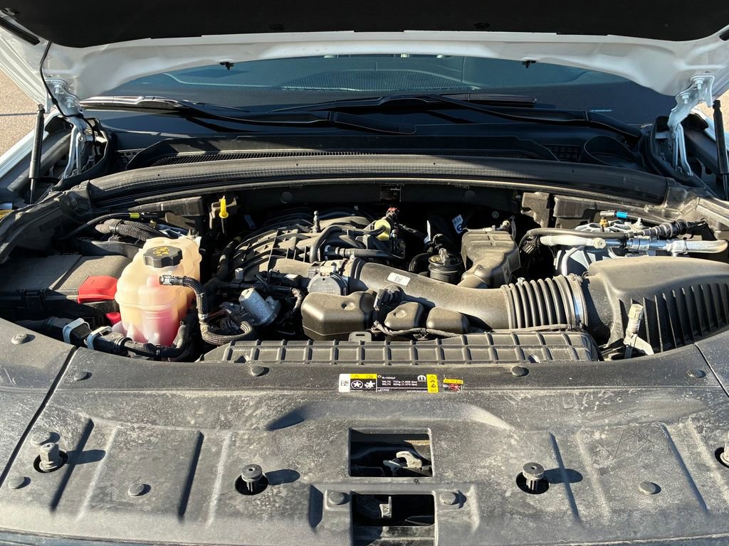 Used 2025 Jeep Grand Cherokee Summit image 9