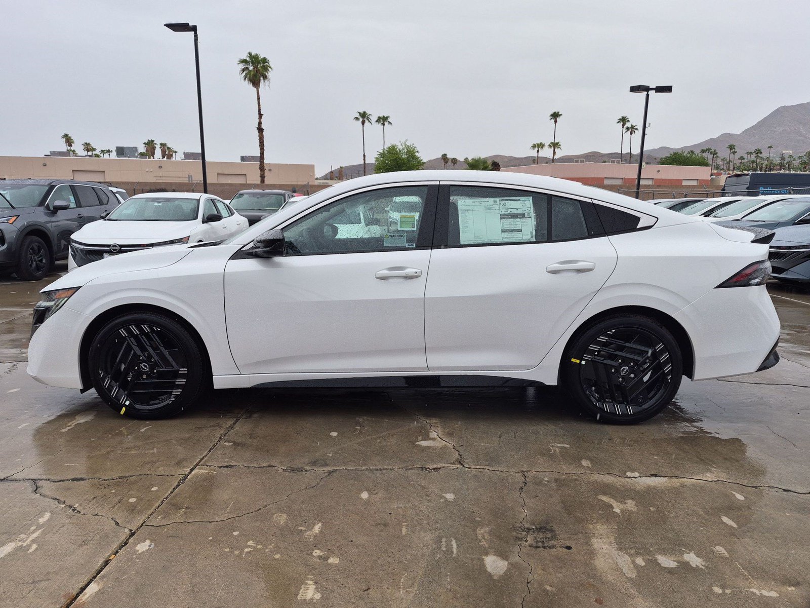 New 2027 Nissan Sentra SR w/ Floor Mat Package FWD image 3