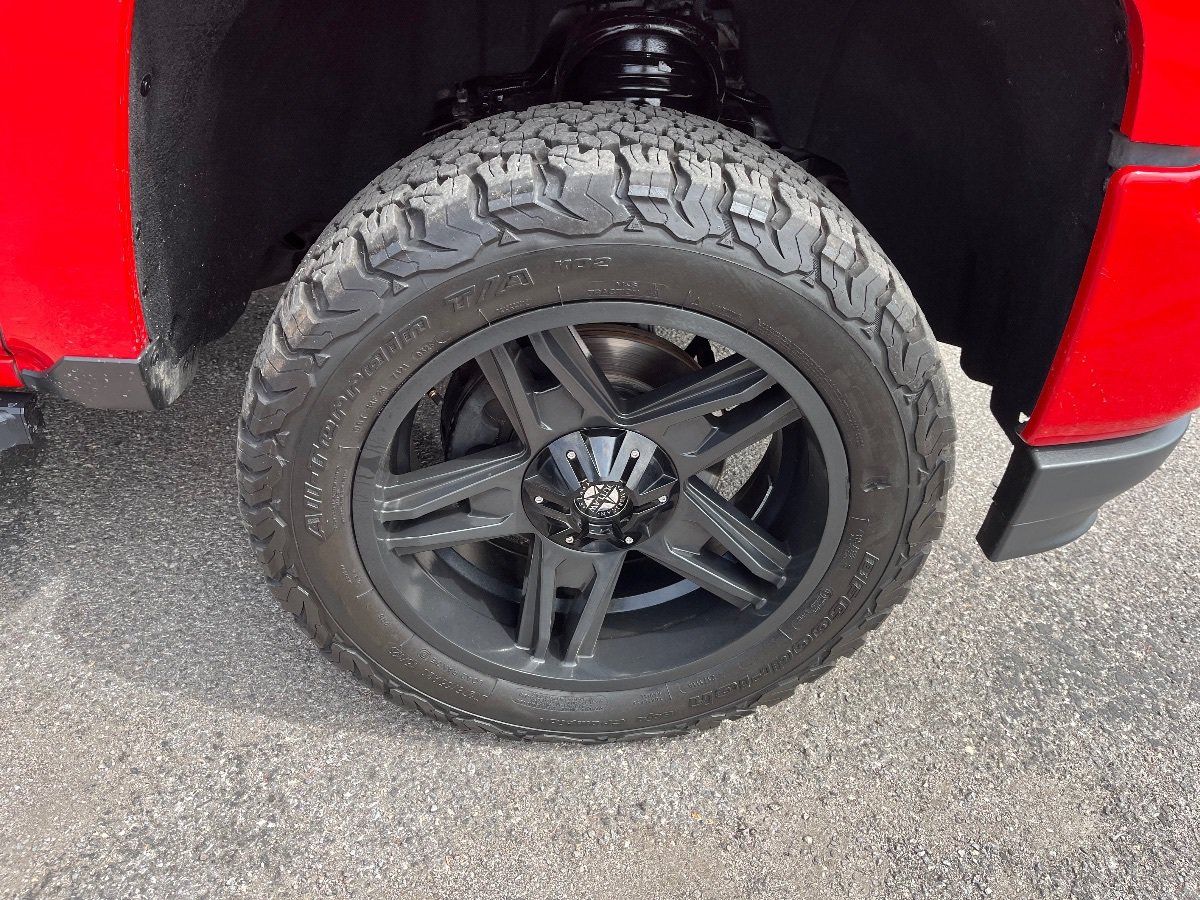 Used 2016 Chevrolet Silverado 1500 LT w/ All Star Edition AWD/4WD image 44