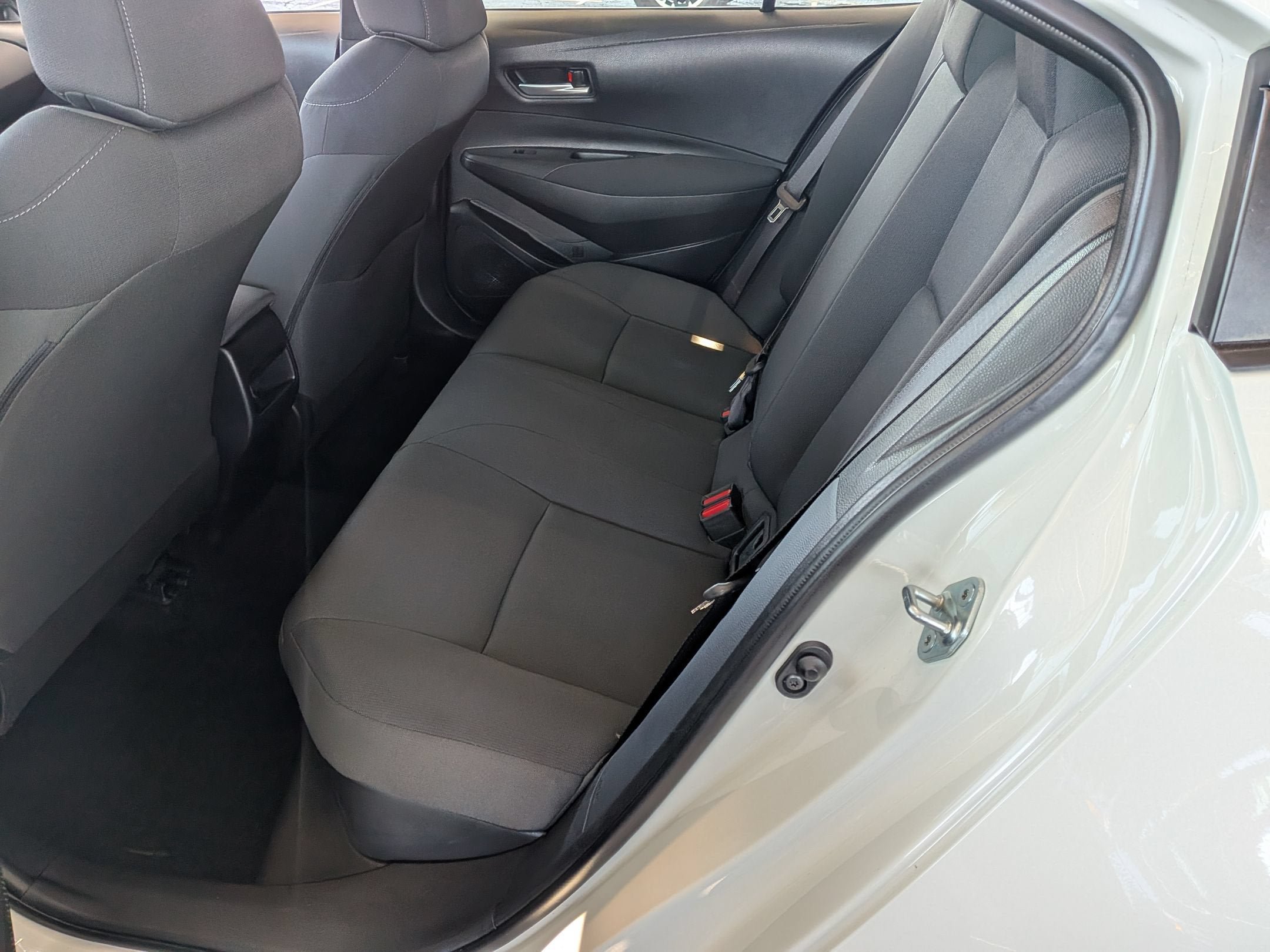 Certified 2021 Toyota Corolla LE FWD image 24