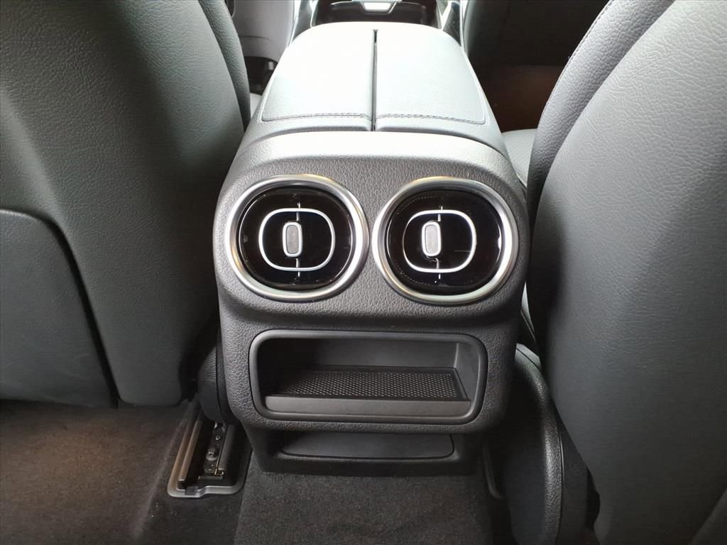 New 2026 Mercedes-Benz GLC 300 4MATIC image 27