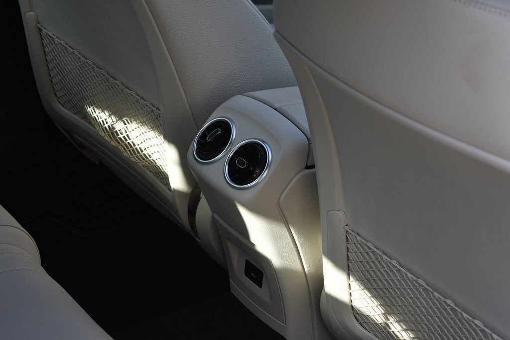 Used 2025 Mercedes-Benz CLA 250 image 32