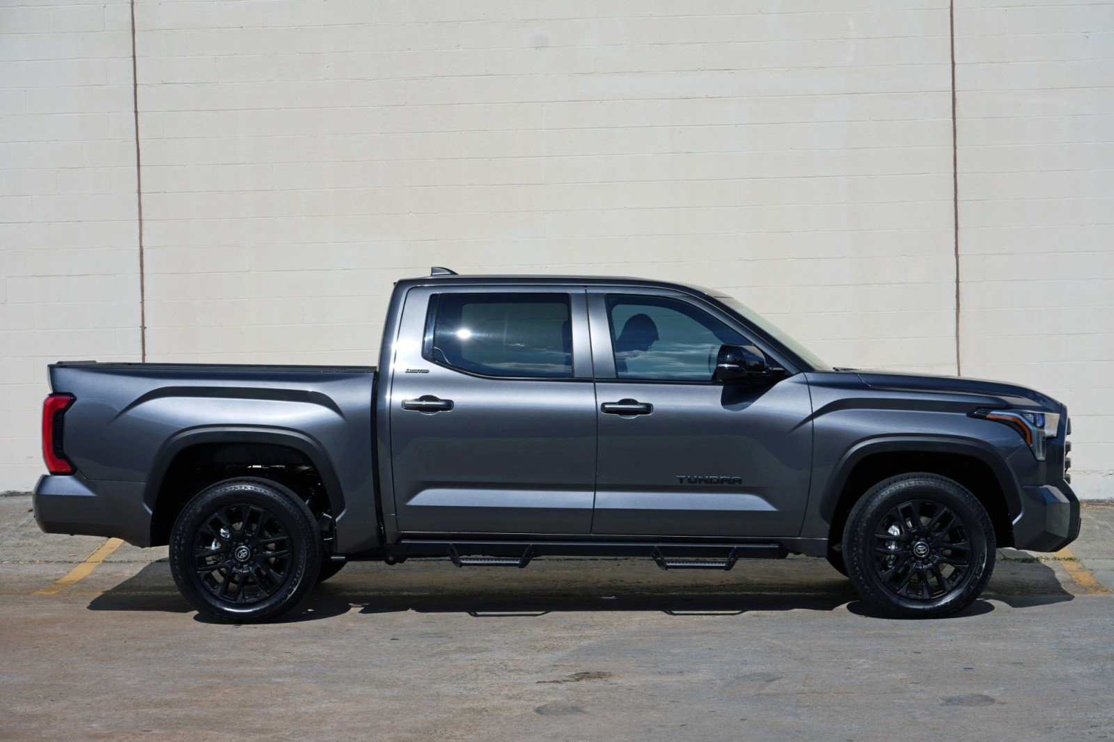 Used 2026 Toyota Tundra Limited AWD/4WD image 54