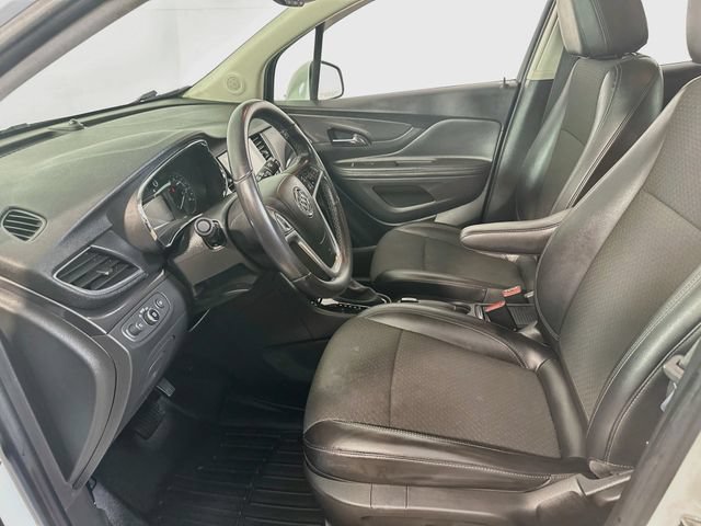 Used 2019 Buick Encore Sport Touring FWD image 11