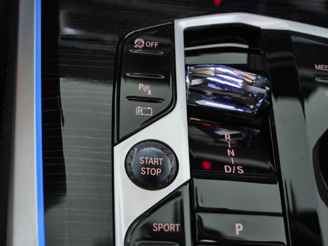 Certified 2025 Volkswagen Jetta GLI Autobahn FWD image 43