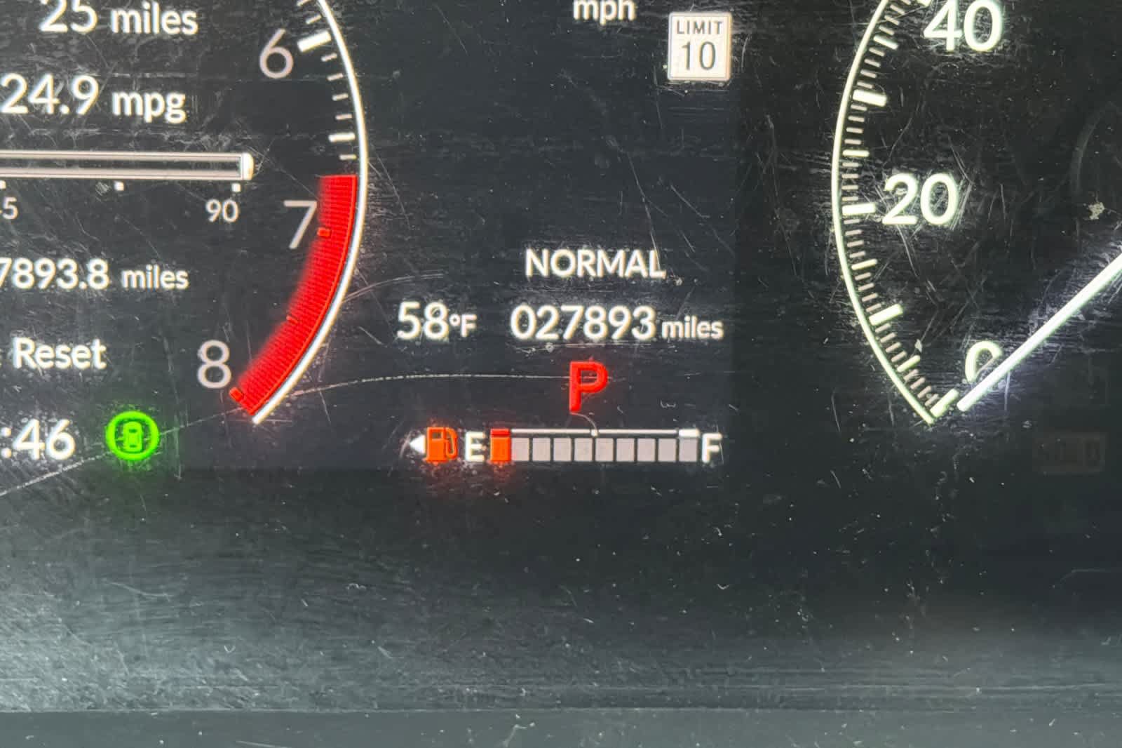 Used 2023 Honda HR-V LX image 27