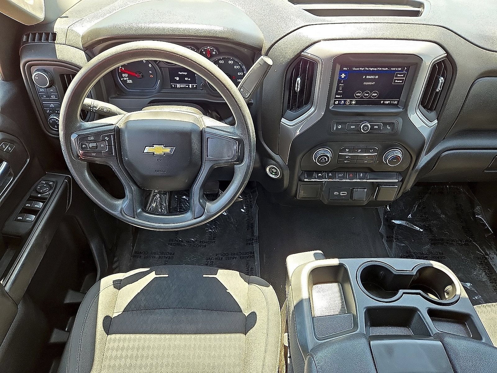 Used 2022 Chevrolet Silverado 1500 Custom AWD/4WD image 16
