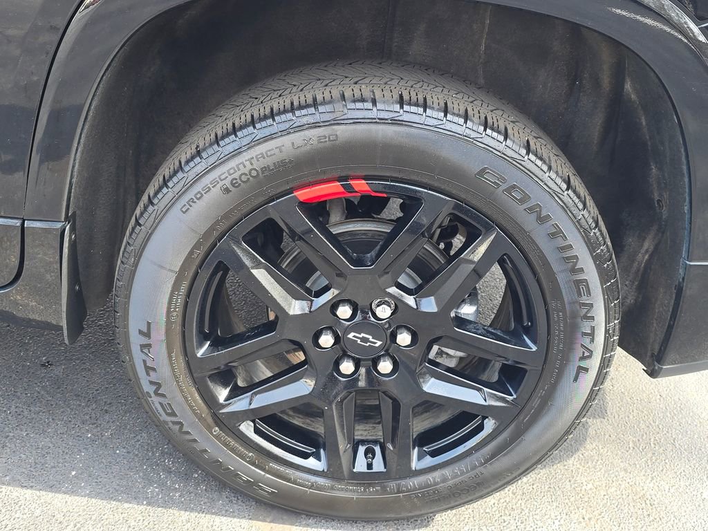 Used 2023 Chevrolet Traverse Premier w/ Redline Edition image 14