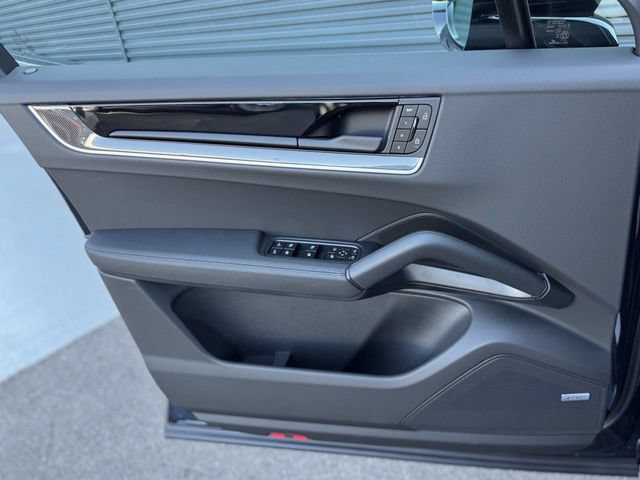 New 2026 Porsche Cayenne S AWD/4WD image 13