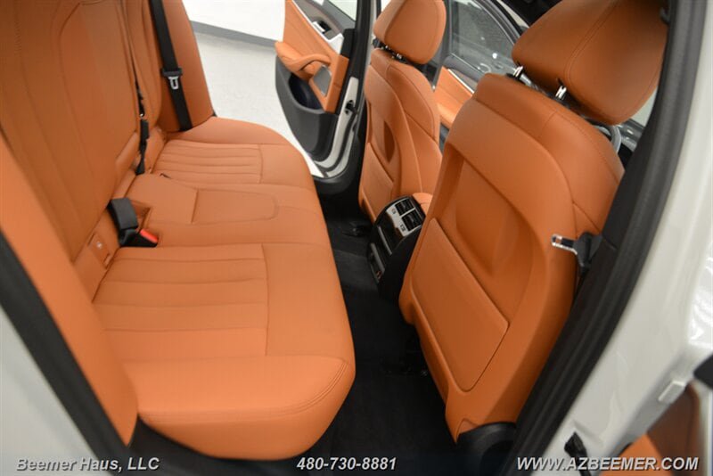Used 2023 BMW 530i w/ Premium Package RWD image 28