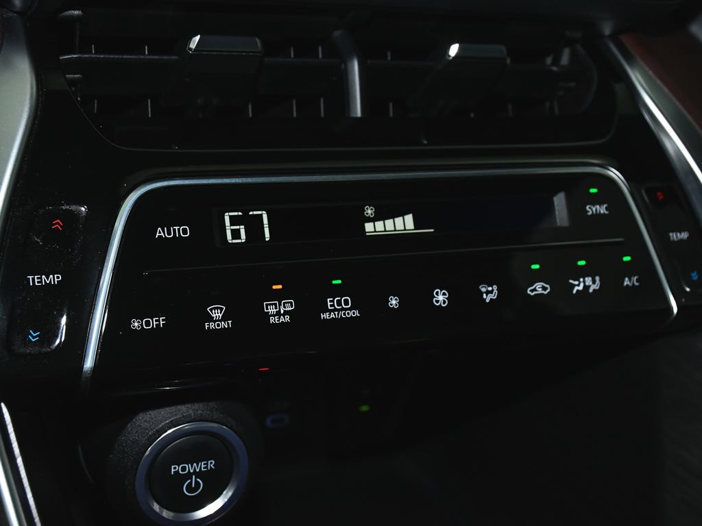 Used 2023 Toyota Venza Limited AWD/4WD image 30