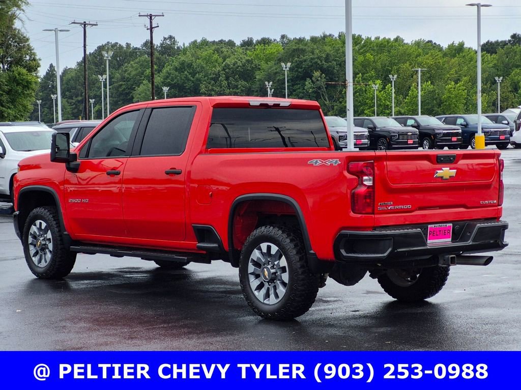 Used 2023 Chevrolet Silverado 2500 Custom w/ Custom Value Package AWD/4WD image 4