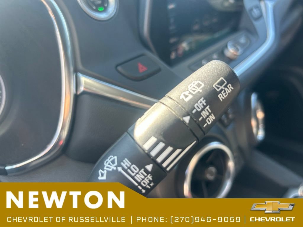 Used 2019 Chevrolet Blazer LT FWD image 17
