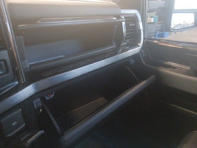 Used 2024 Ford F250 Lariat w/ Sport Appearance Package AWD/4WD image 13