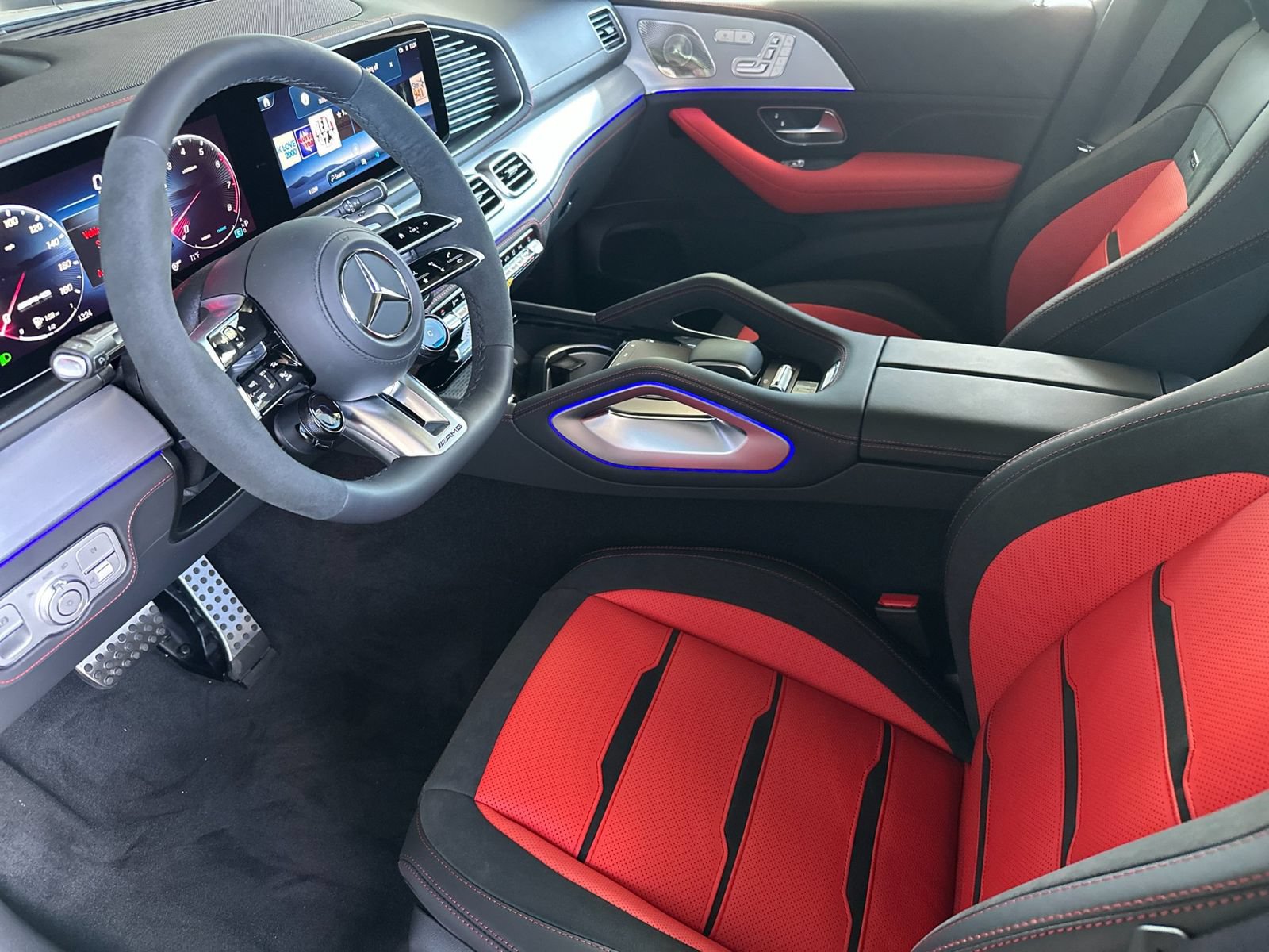 New 2026 Mercedes-Benz GLE 53 AMG 4MATIC Coupe image 10