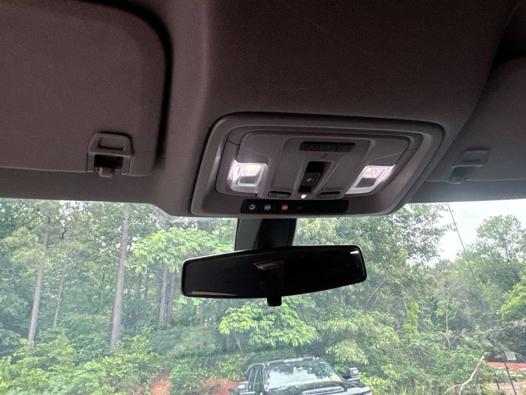 Used 2020 Chevrolet Silverado 1500 LT w/ All-Star Edition RWD image 19