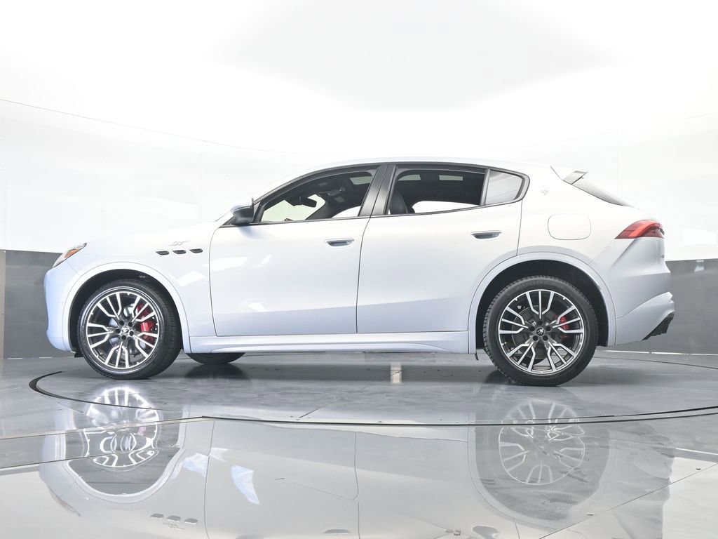 Used 2023 Maserati Grecale GT image 60
