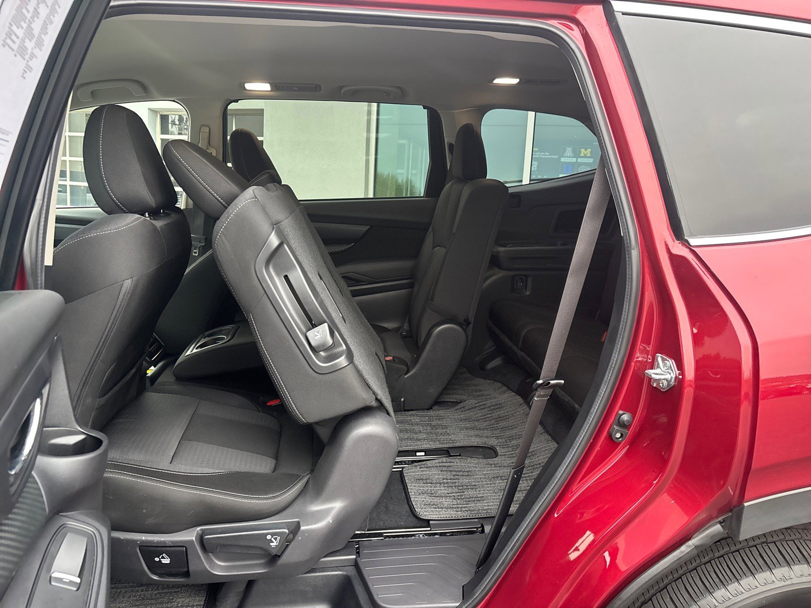 Certified 2025 Subaru Ascent Premium image 37