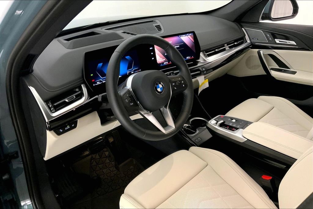New 2026 BMW X1 xDrive28i w/ Technology Package image 4