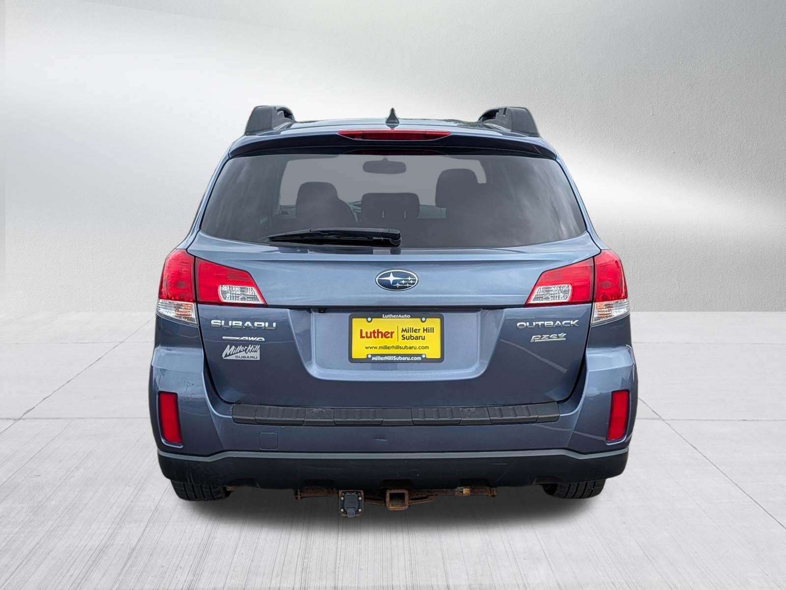 Used 2014 Subaru Outback 2.5i Premium w/ Moonroof Package AWD/4WD image 6