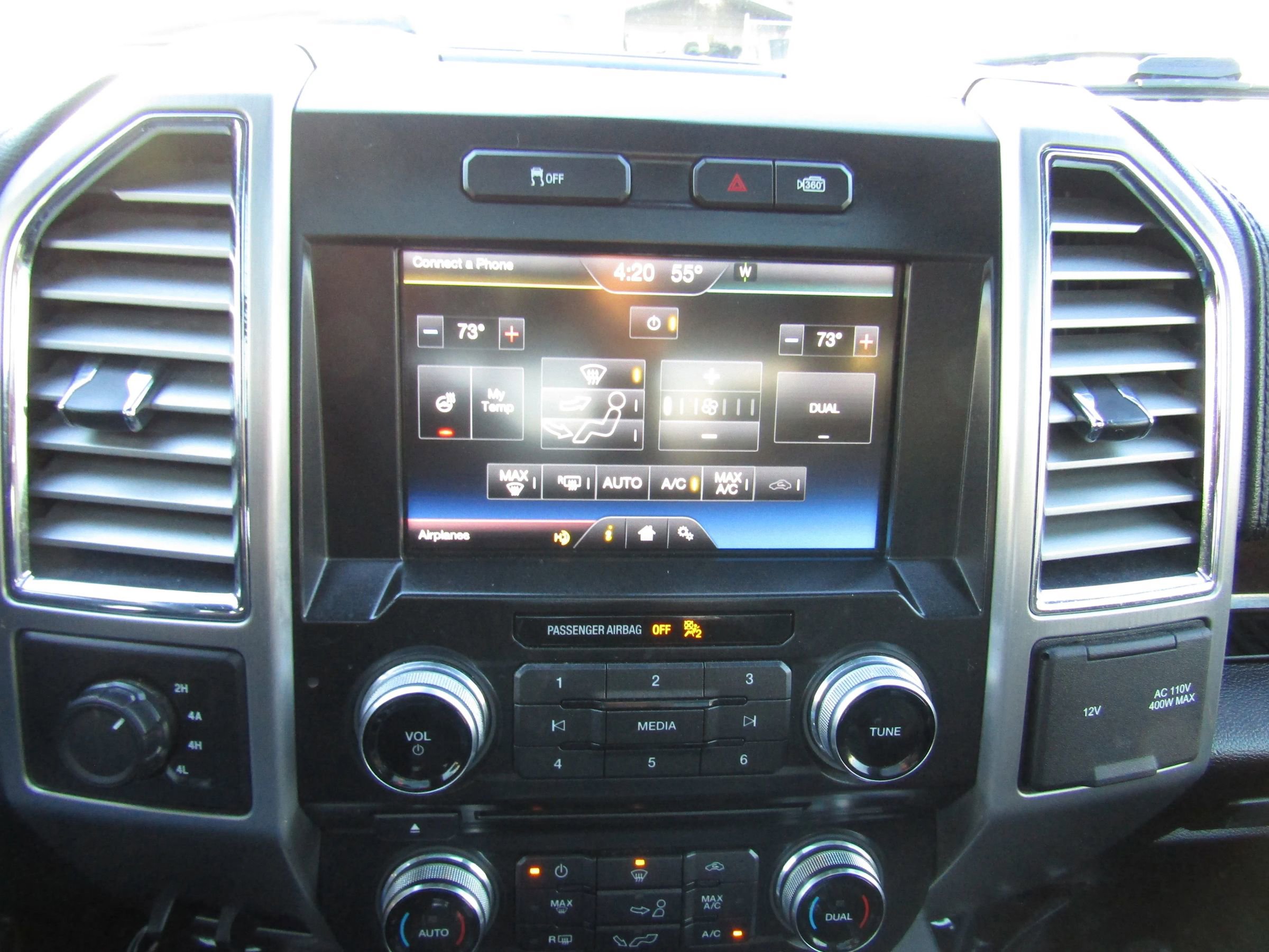 Used 2015 Ford F150 Platinum w/ Equipment Group 701A Luxury image 34