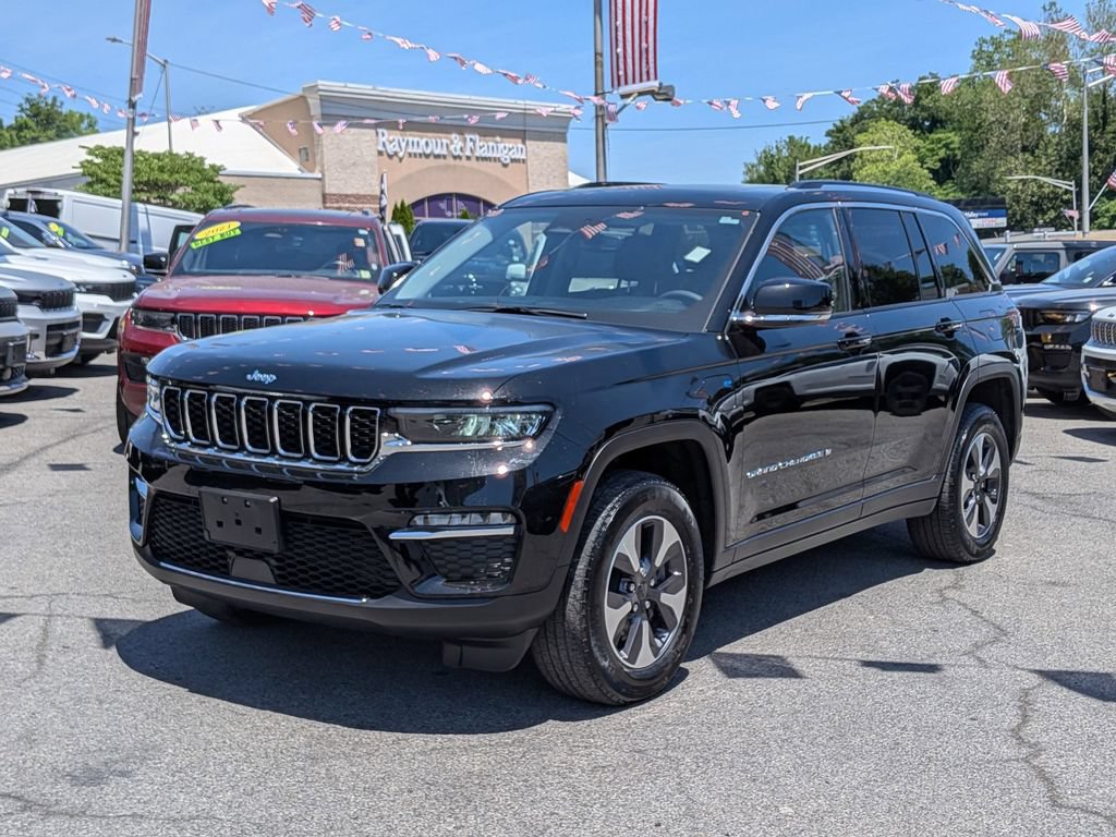 Used 2023 Jeep Grand Cherokee 4WD 4xe image 1
