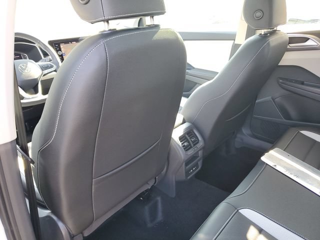 New 2026 Volkswagen Taos SEL AWD/4WD image 14