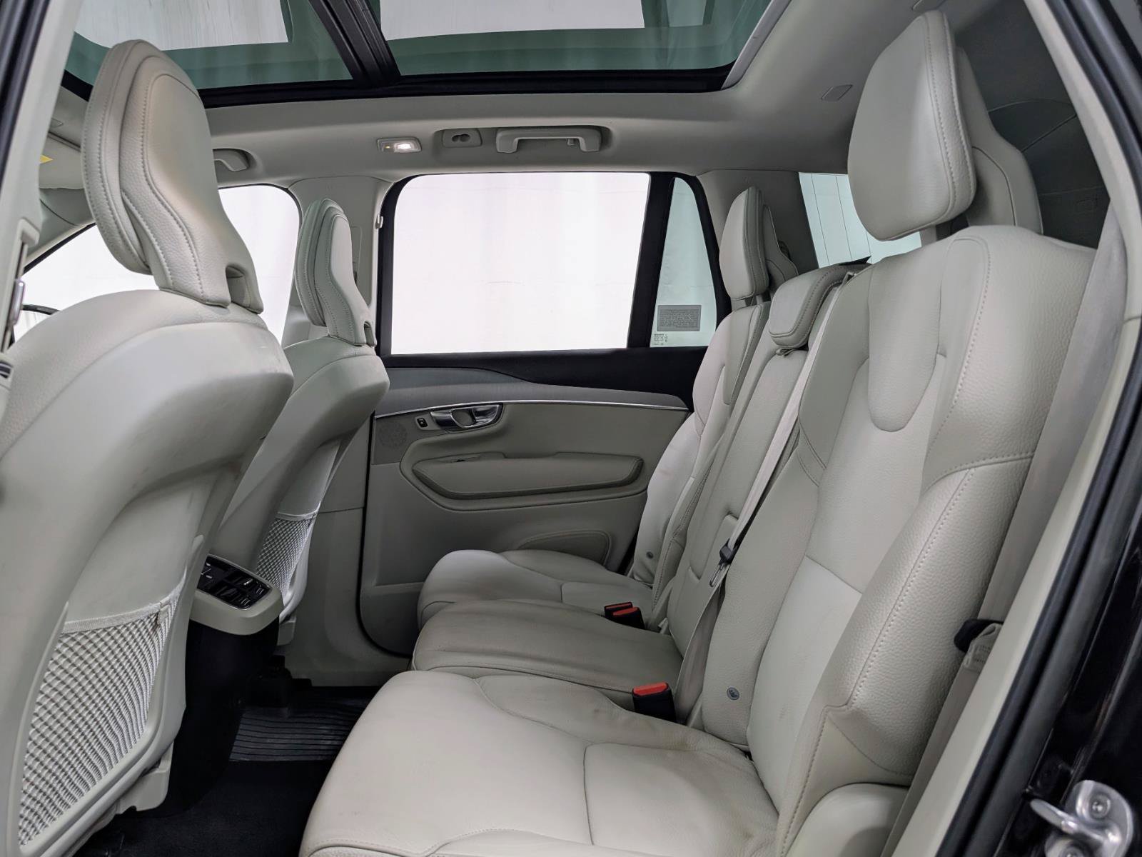 Used 2023 Volvo XC90 B5 Core w/ Protection Package Premier AWD/4WD image 18