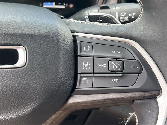 Used 2022 Jeep Grand Cherokee Limited 4xe image 31