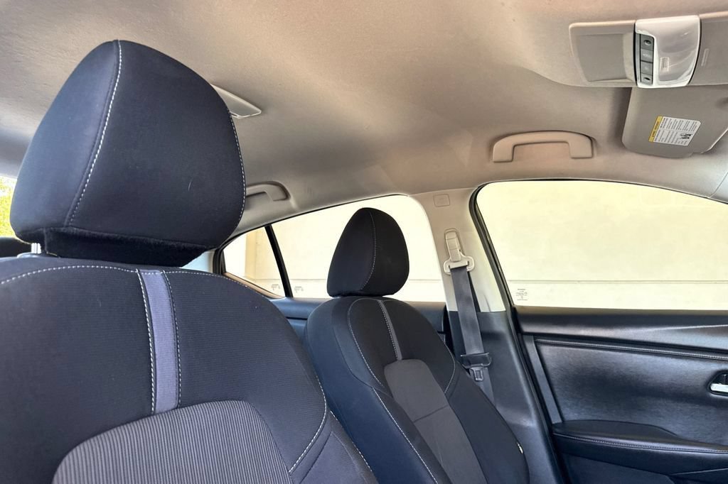 Used 2024 Nissan Sentra SV FWD image 17