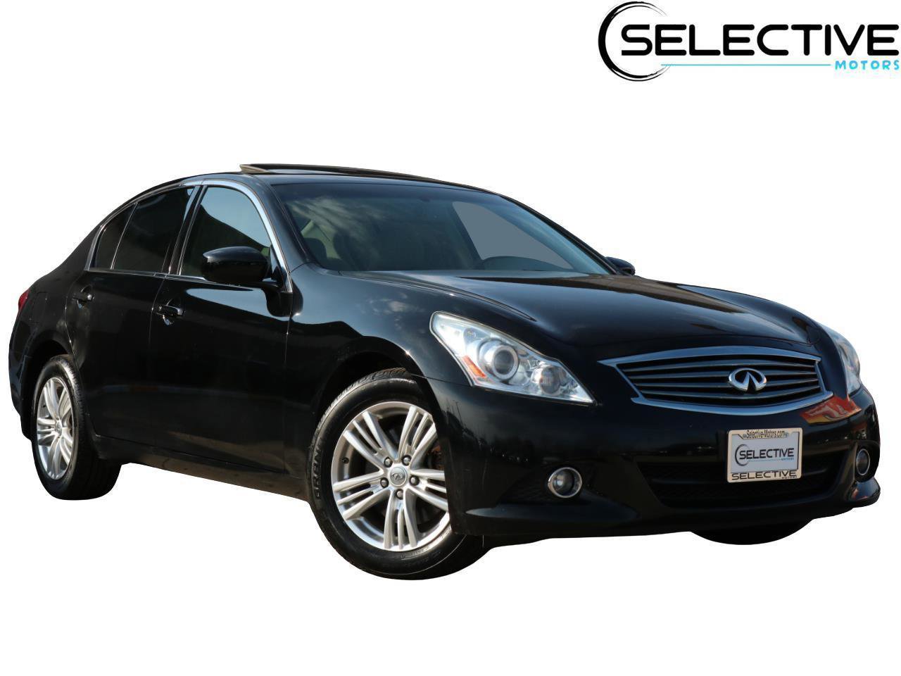 Used 2012 INFINITI G37 x w/ Premium Pkg image 1