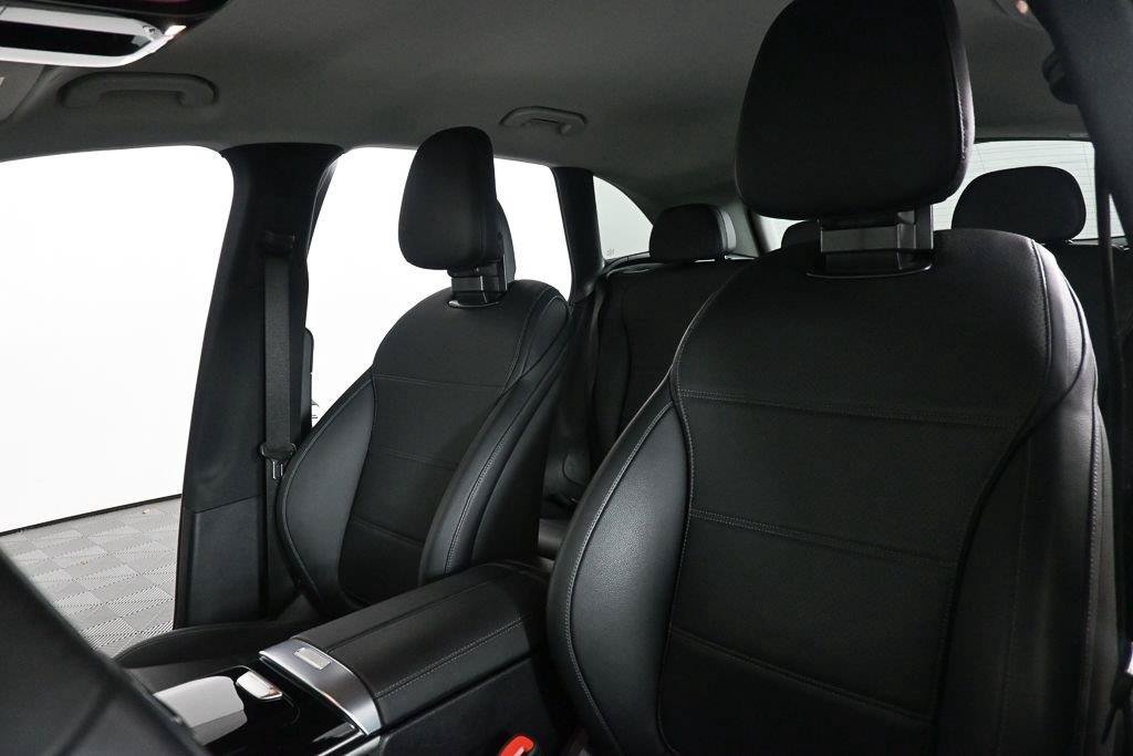 Certified 2025 Mercedes-Benz GLC 350e 4MATIC image 6
