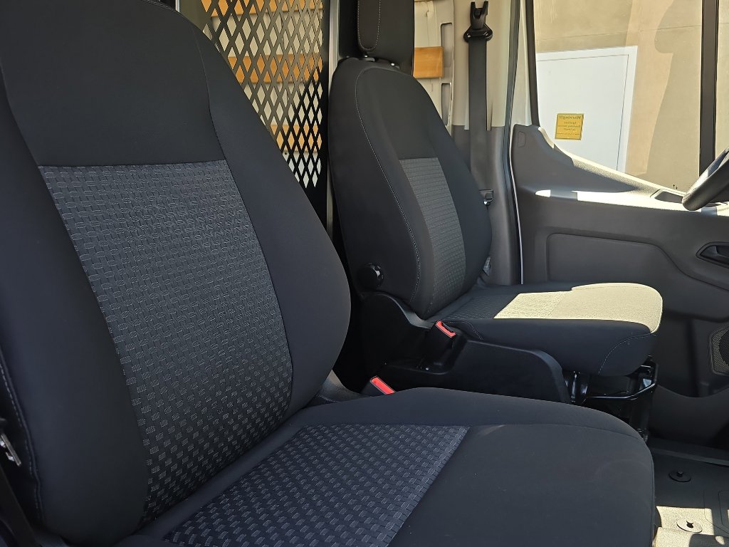 Used 2024 Ford Transit 250 Low Roof w/ Exterior Upgrade Package image 24