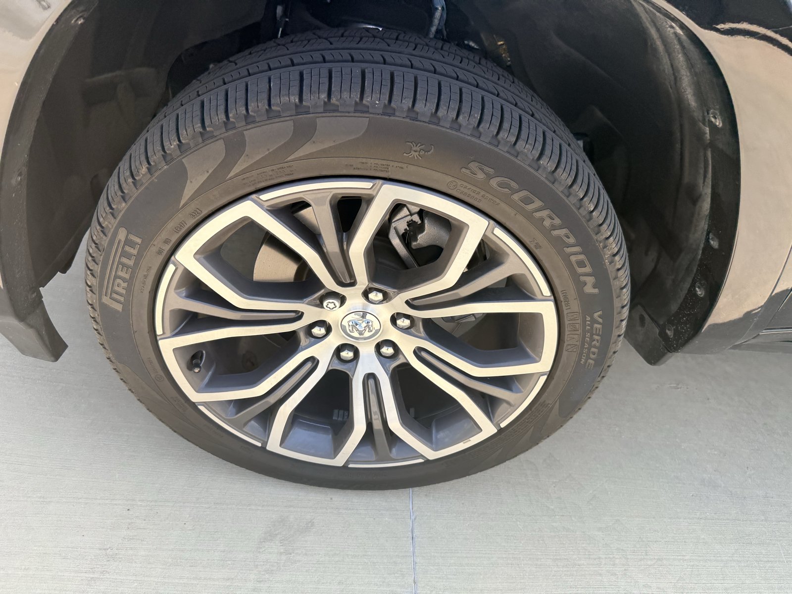 Used 2025 RAM 1500 Tungsten AWD/4WD image 28