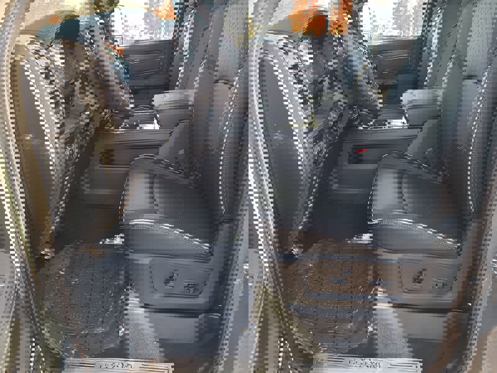 New 2026 RAM 2500 Limited image 19