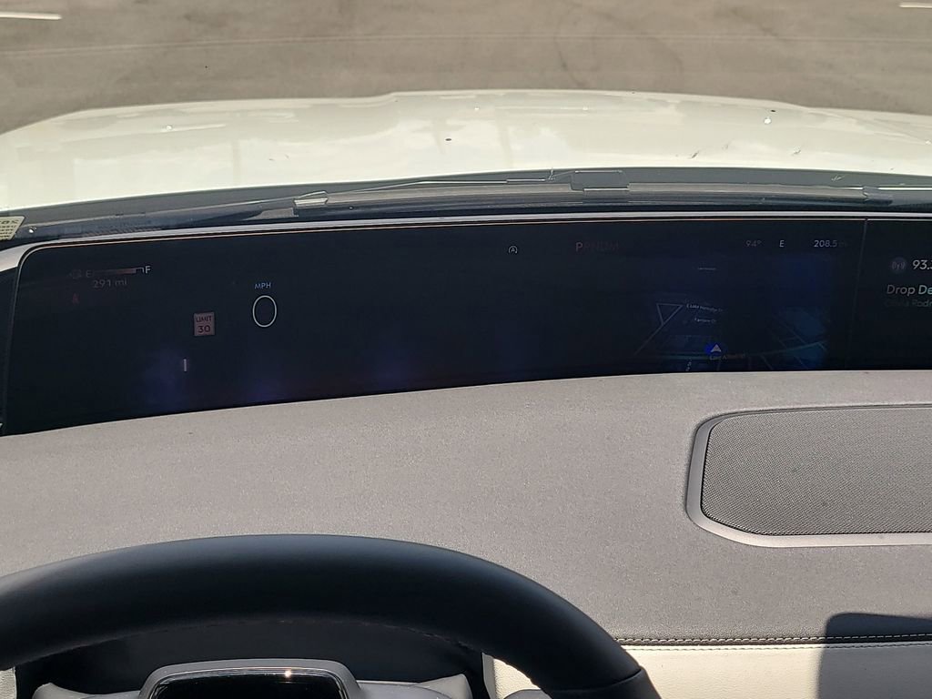 Used 2026 Lincoln Navigator Premiere AWD/4WD image 30