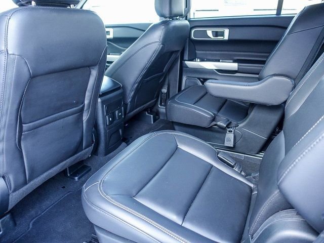 Used 2023 Ford Explorer XLT w/ Equipment Group 202A image 27