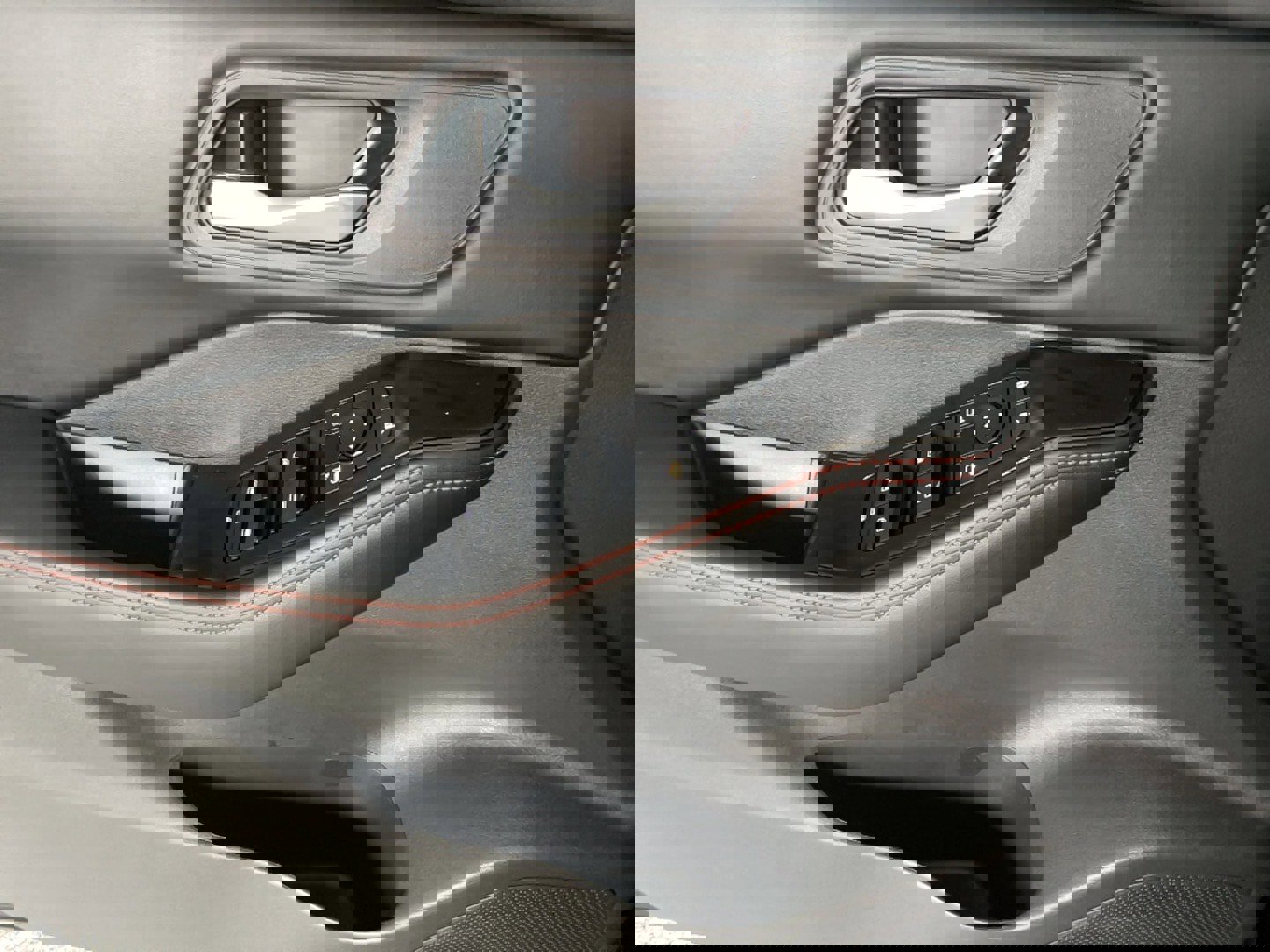 Used 2025 Nissan Rogue SV image 10