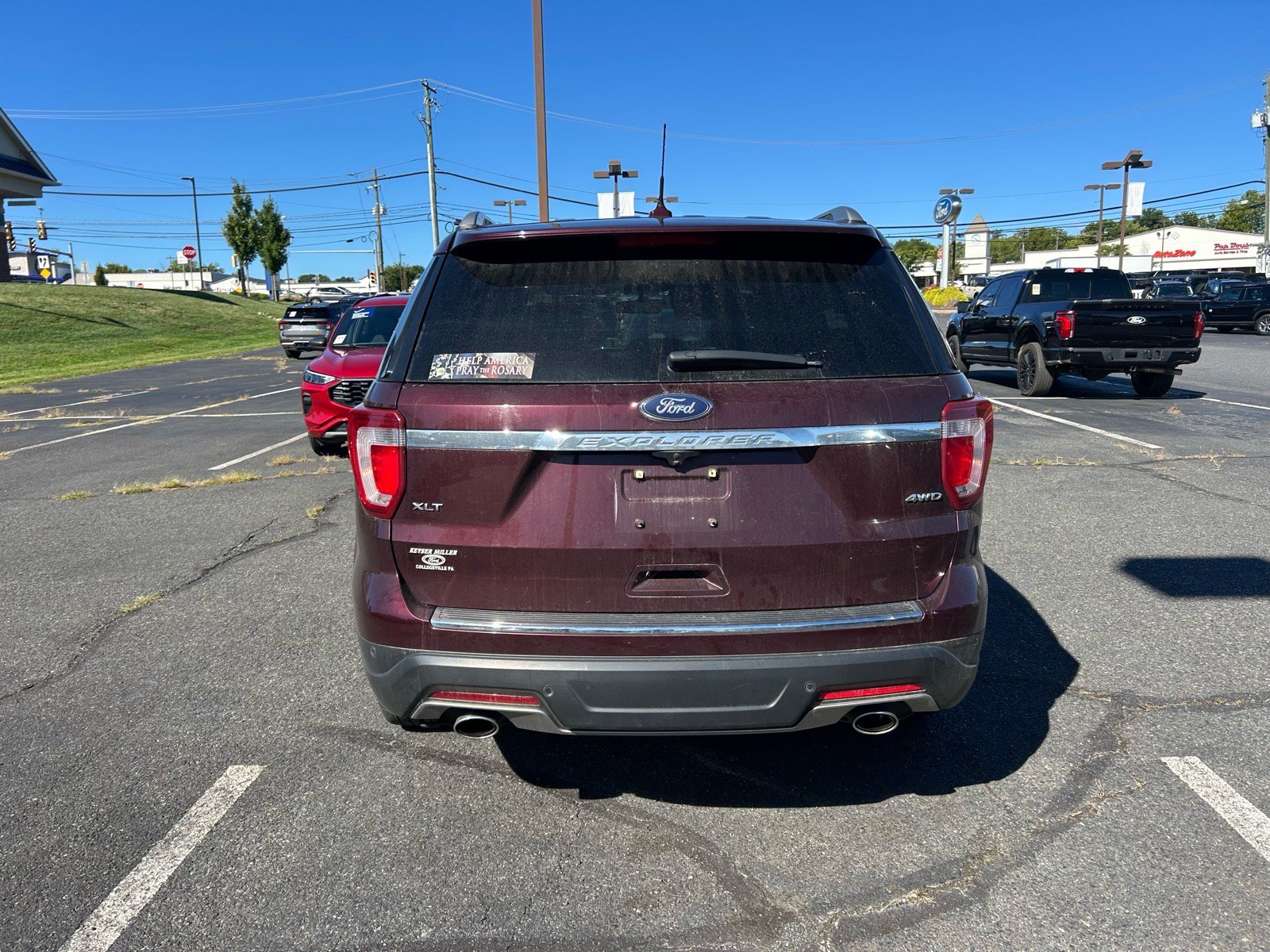 Certified 2018 Ford Explorer XLT w/ Equipment Group 201A AWD/4WD image 6