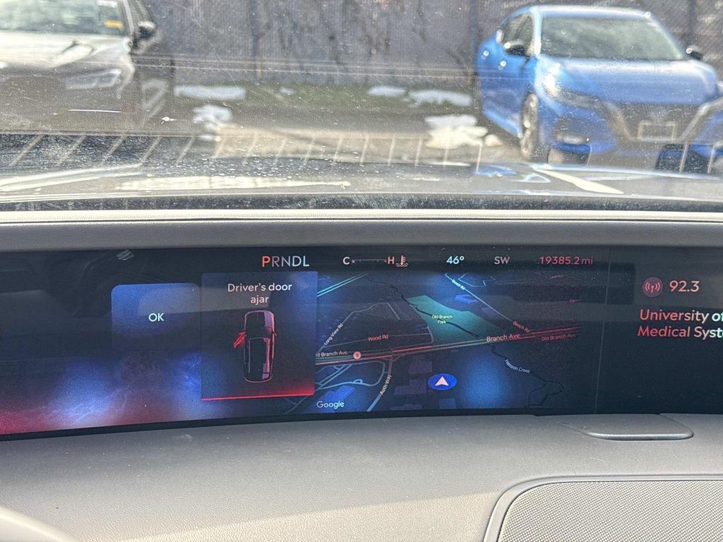 Used 2025 Lincoln Nautilus Reserve image 15