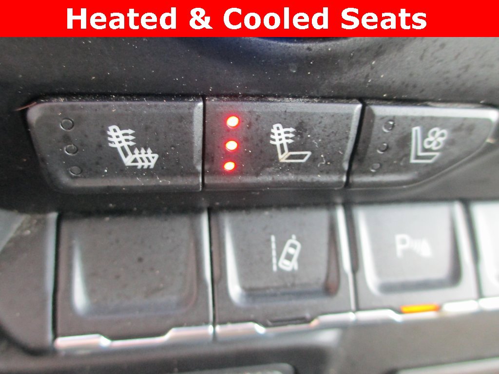 Used 2023 GMC Sierra 3500 SLT w/ SLT Premium Package image 16