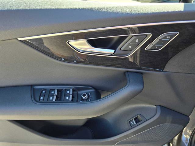 Used 2025 Audi Q7 2.0T Premium w/ Convenience Package image 23